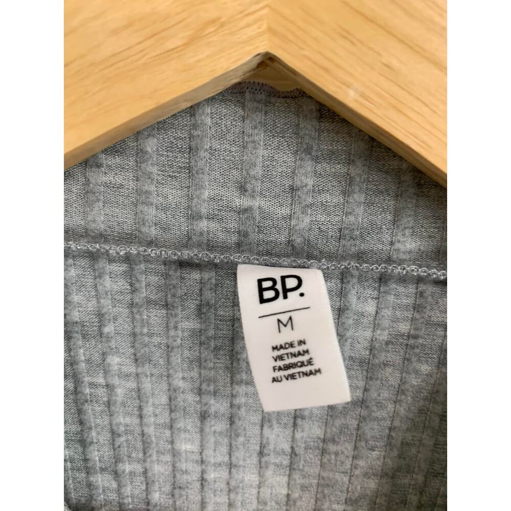 BP. Gray Medium Heather Mock Neck Long Sleeve Crop Top Size Medium NEW - Picture 4 of 7
